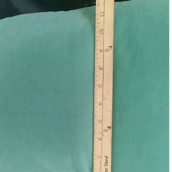 Vintage Winnie The Pooh Pillow 3D Plush Pillow Disney - Picture 2 of 4